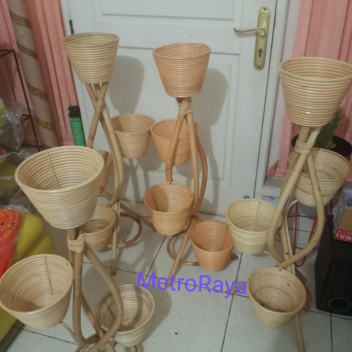 Standing Planter Rotan / Standing Pot Rotan / Rak Pot Termurah