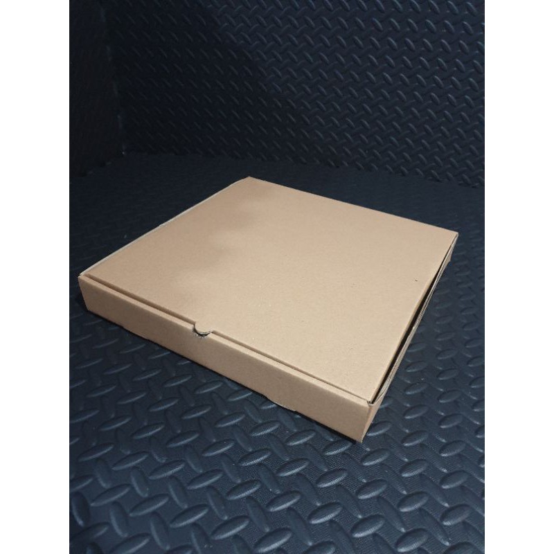

35x35x5 box model pizza coklat karton packaging kemasan baju kemeja