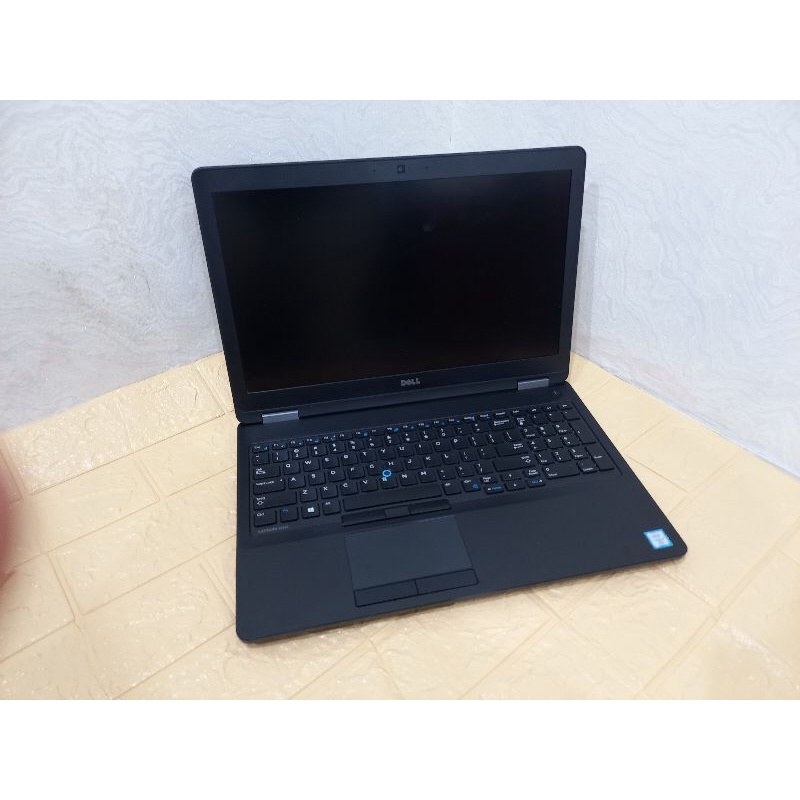Termurah  Laptop dell E5580 core i5 gen 8_Ram 8gb ssd 256 gb vga 2gb