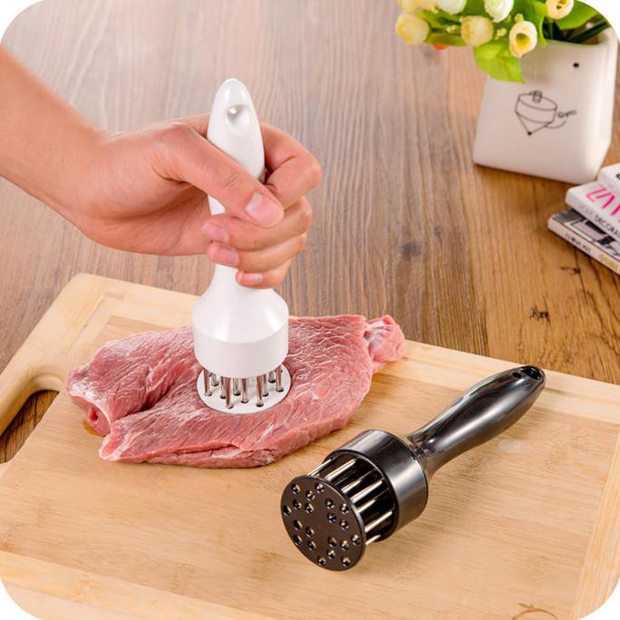 Meat Tenderizer Alat Tusuk Pengempuk Daging / Pelunak Daging