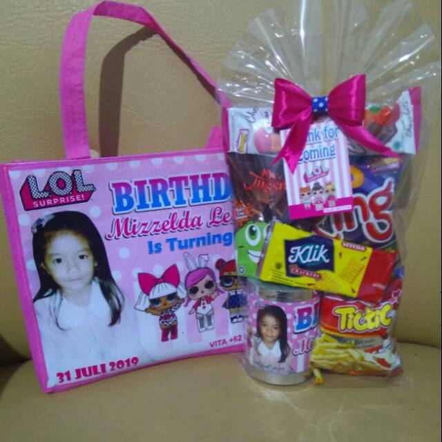 

Goodie bag (snack ultah)