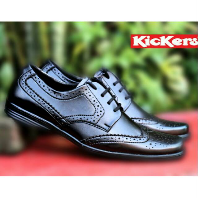 SepatuPantofel Formal Dinas Kerja Kantor Pria Lacoste Premium F1044 A45 murah