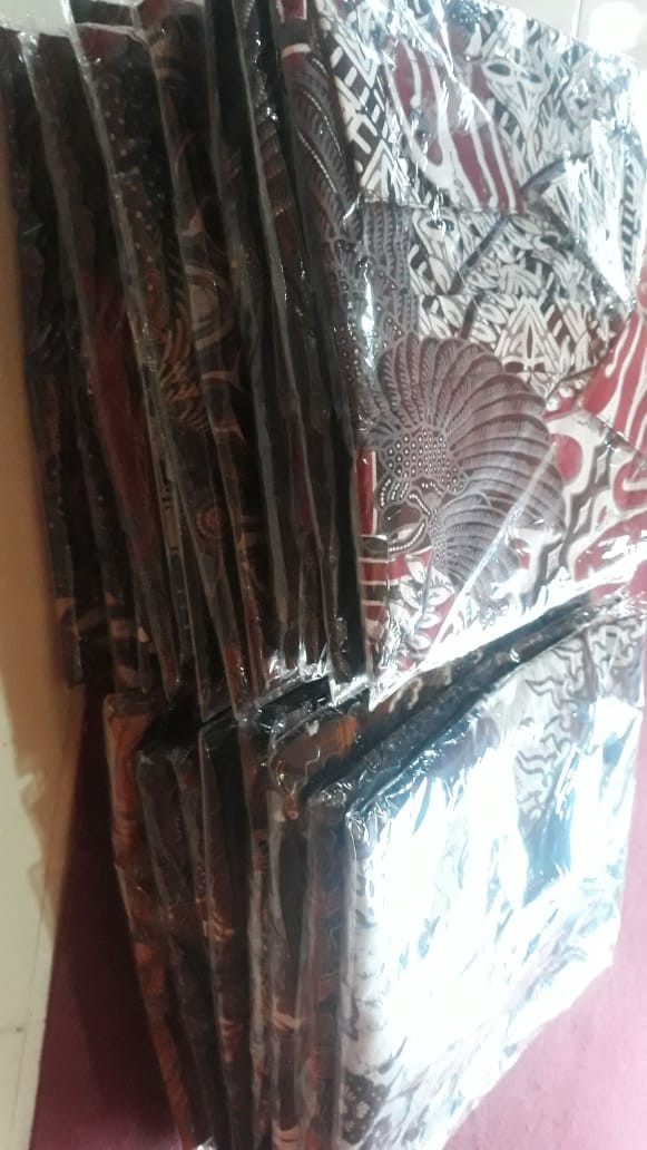 Batik Kalongan | Kemeja Batik Kantor Unggul Jaya Lengan Pendek