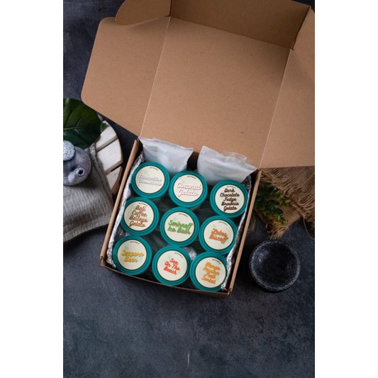 

Hampers Coco Naughty Box of 9 Small Cups Coconut Gelato
