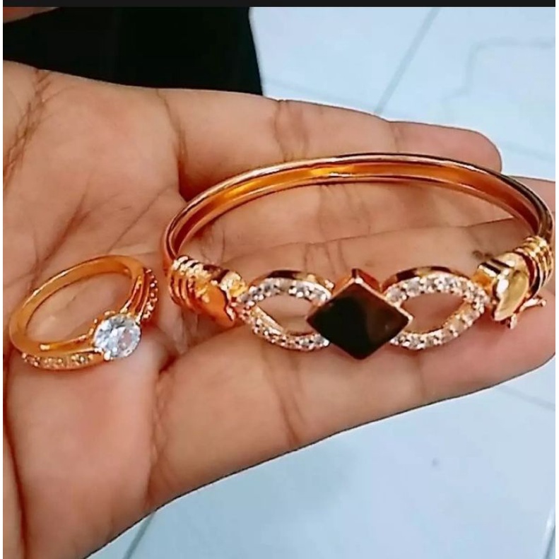 gelang tangan wanita free cincin titanium asli anti luntur perhiasan fhasion wanita gelang tangan free cincin