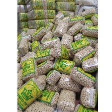 

kacang tanah kupas 500 gram
