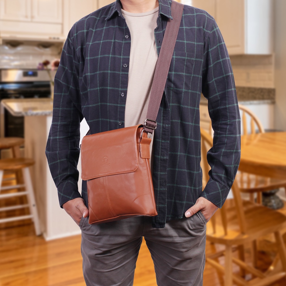 Tas Slempang Pria / Tas Selempang Slempang Salempang Pinggang Kecil Pria Original Premium Branded Es