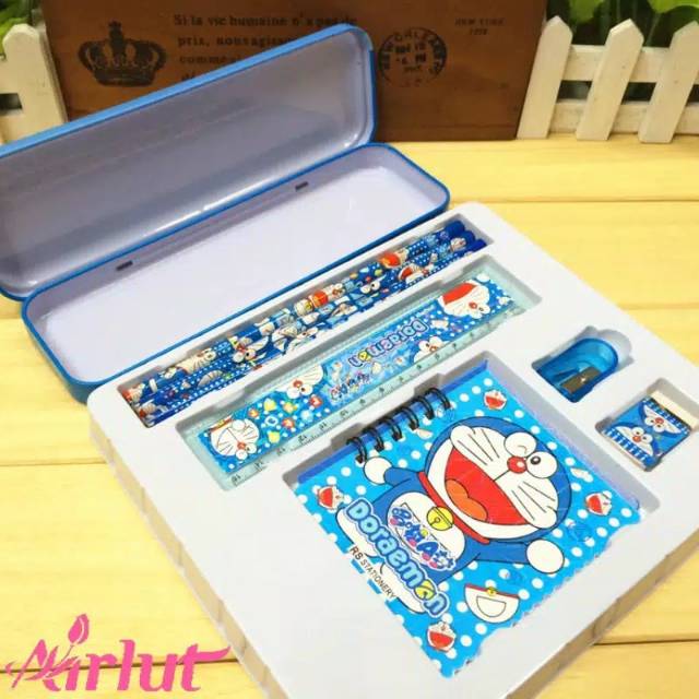 

Stationery set Doraemon 8 in 1