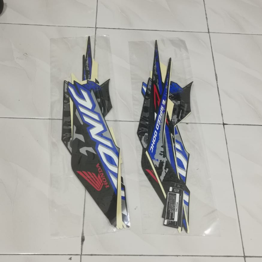 Stiker Bodi Lis Body Striping Sonic 150 2019