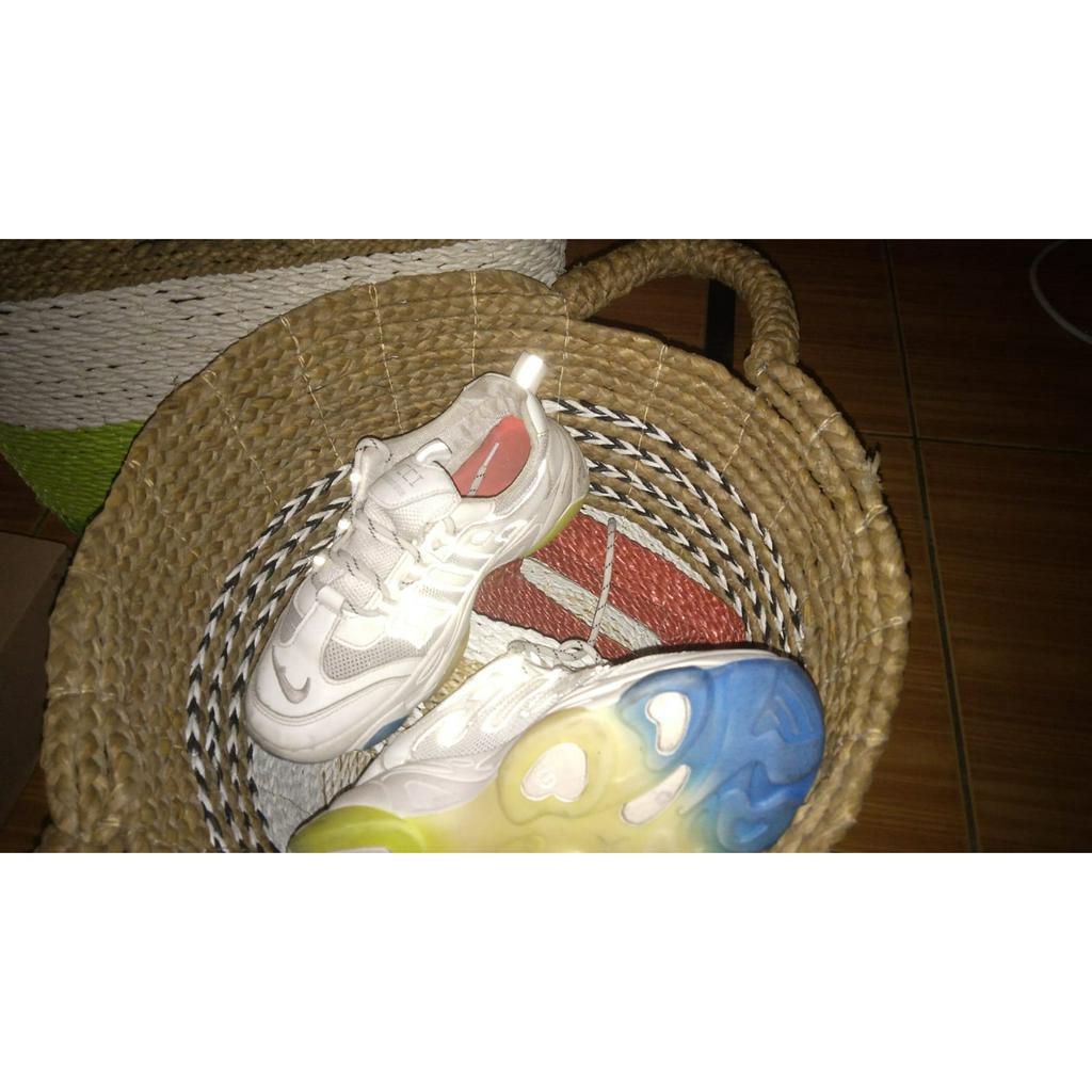 Sepatu Import Sport Fashion .