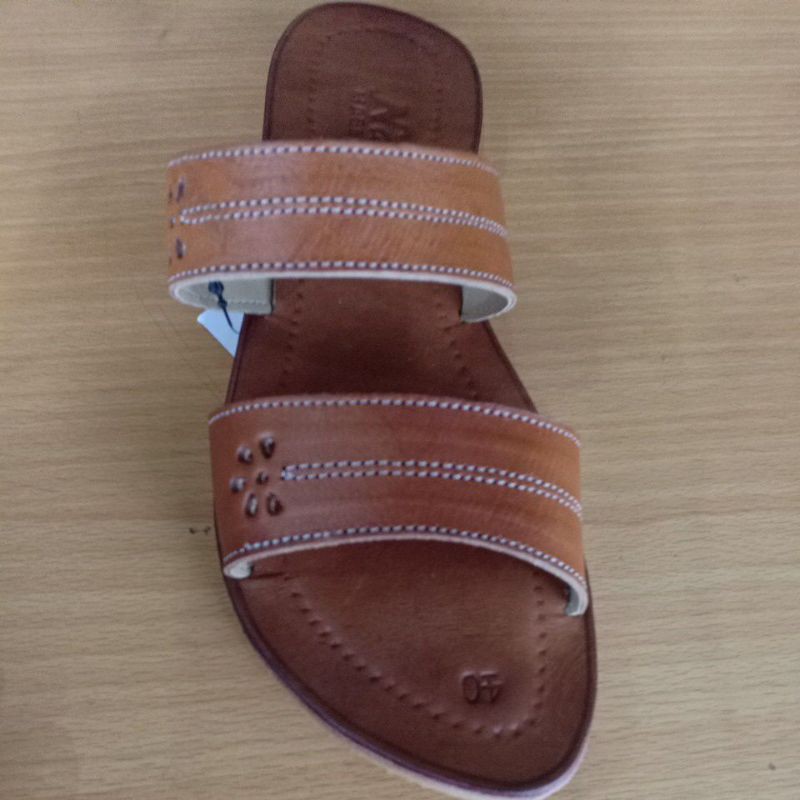 sandal kulit magetan