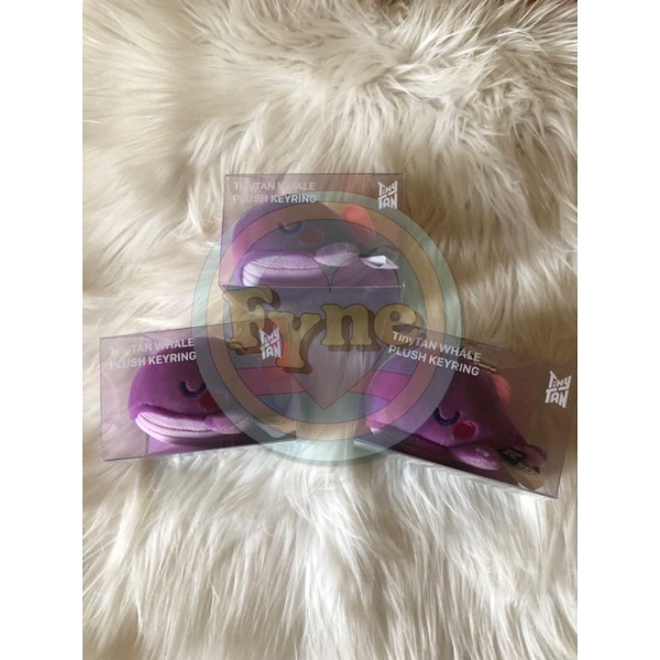 TINYTAN PLUSH WHALE KEYRING