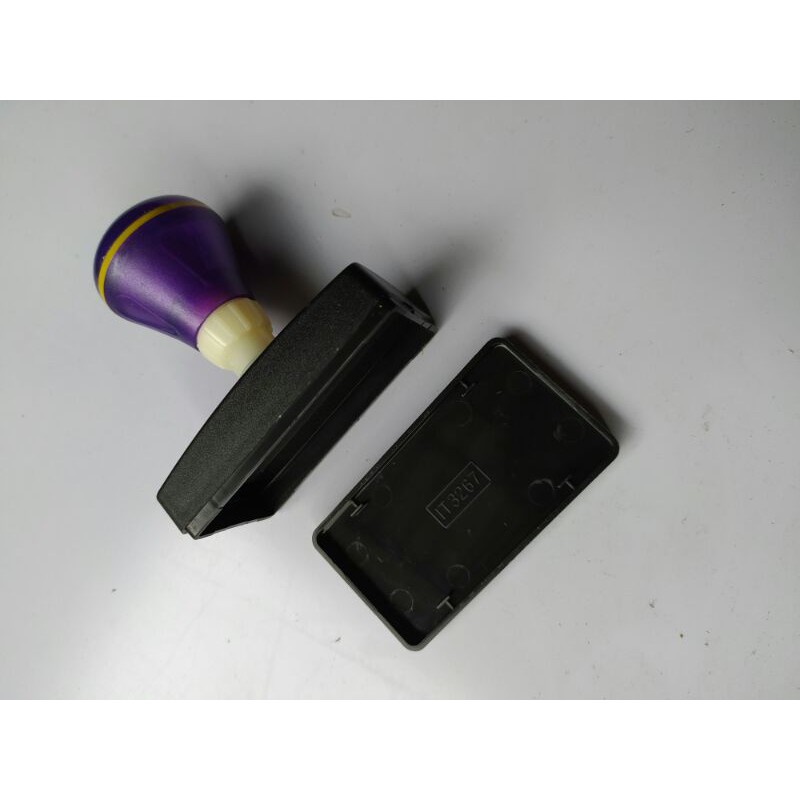 

gagang stempel kotak ( IT 32x67 )