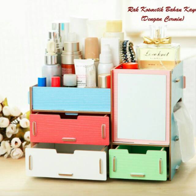 rak kosmetik bahan kayu dengan cermin