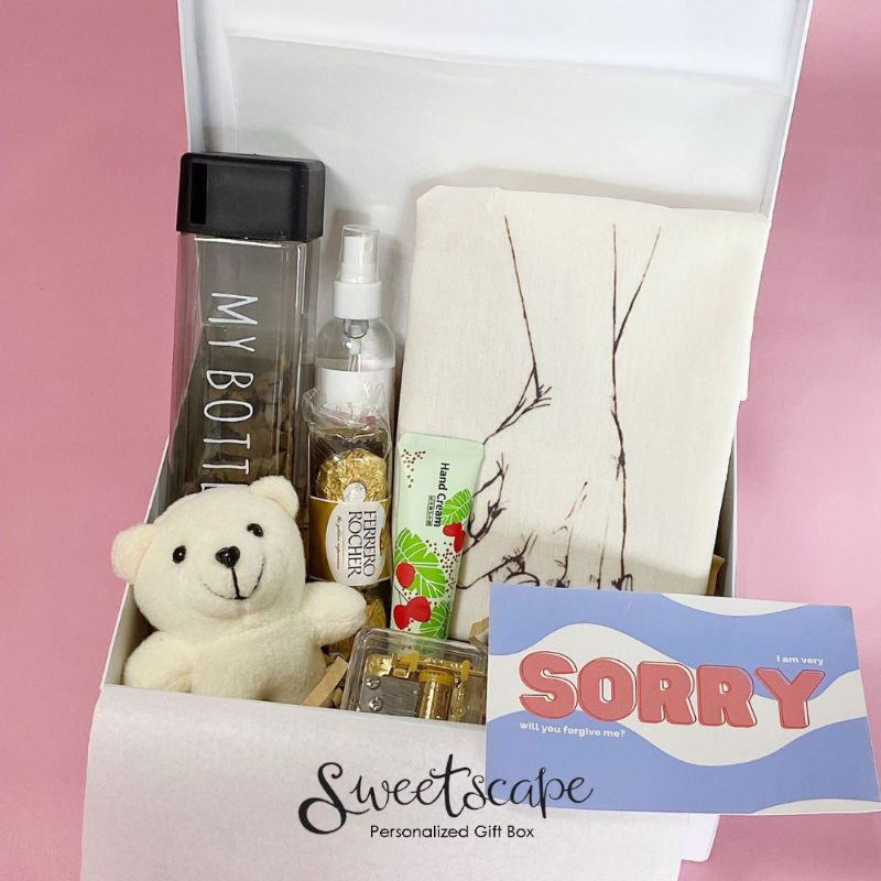 

Gift Box Package 333-Paket Hampers 333 - Gift Box Permintaan Maaf