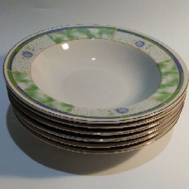 PIRING MAKAN SOP SANGO