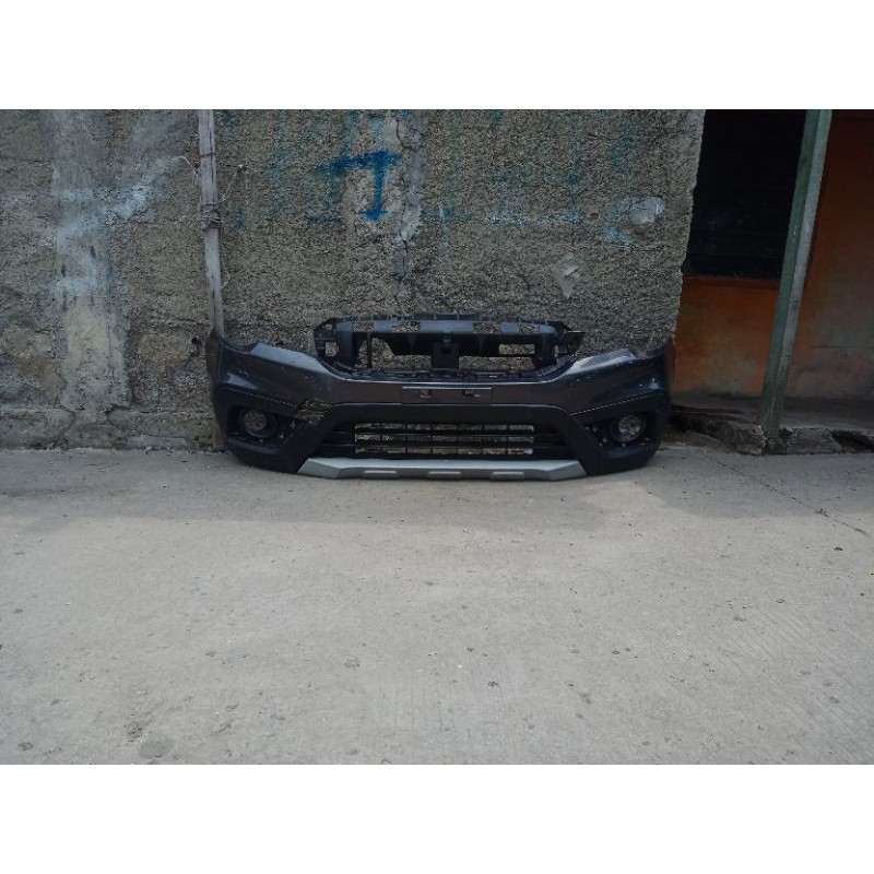 Bumper bamper bemper depan suzuki SX4 SCROSS tahun 2018 ORIGINAL