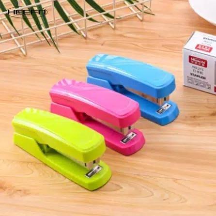 

Stapler Kantor/Staples Warna Murah A052