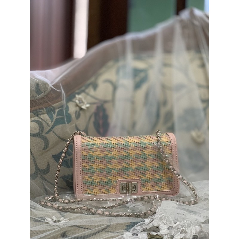 Tas sling rantai wanita CK warna pink rajut murah