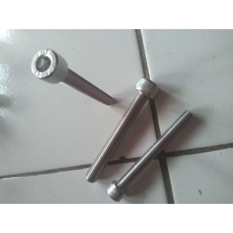 Baut L Stainles M12 x 65mm atau Baut 17 Panjang 6.5cm