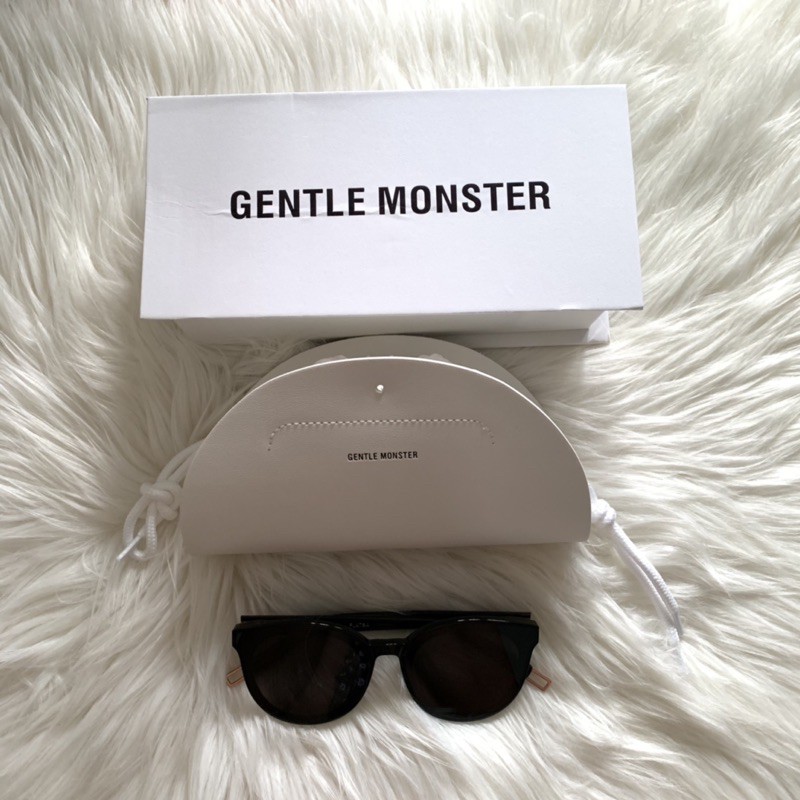 Gentle Monster Black Peter