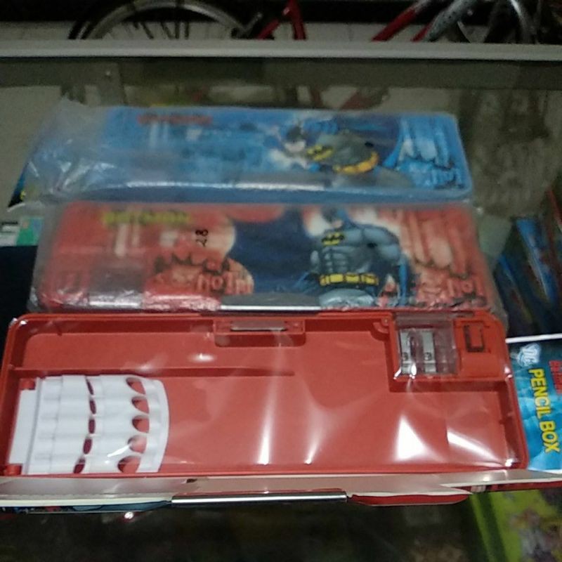 

kotak pensil