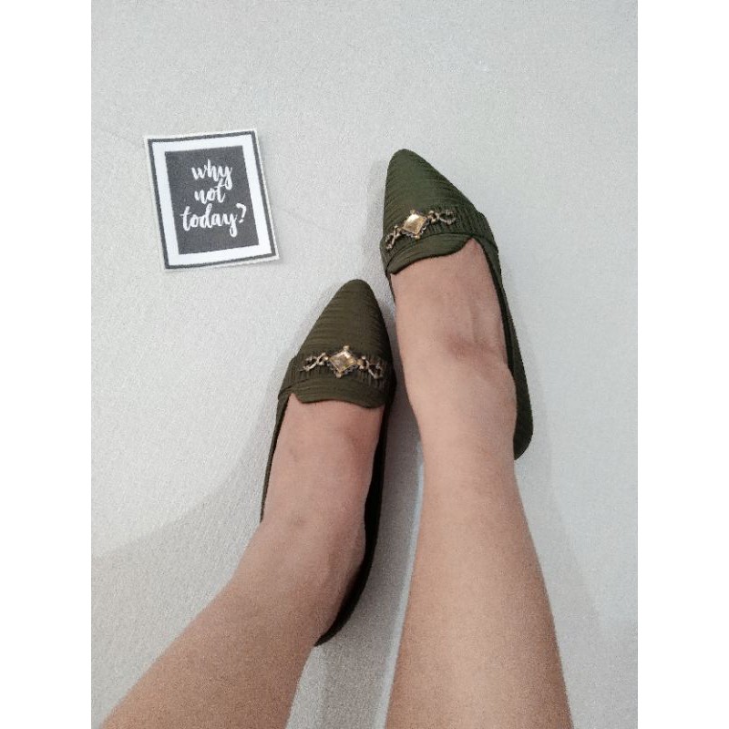 LOUISDEAR sepatu flat shoes bahan satin B5