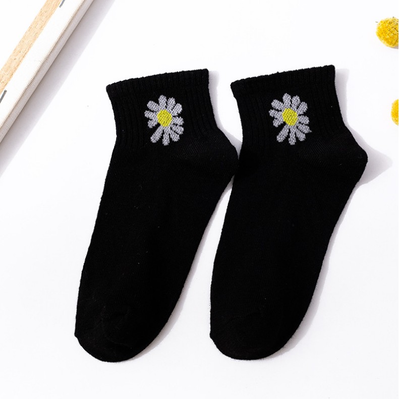 Kaos Kaki Bear Brown dan Daisy Pendek Mata Kaki Wanita Lucu Unik-7