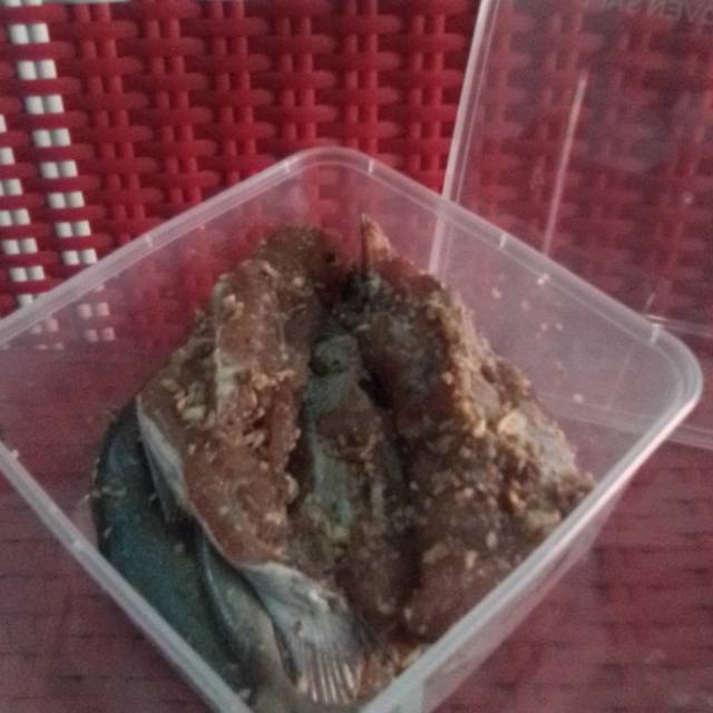 

Ikan picungan khas Pandeglang Banten satu box -/+1kg