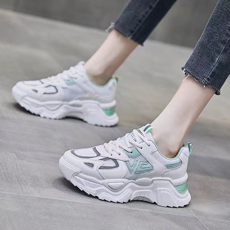 Sepatu Sneakers Wanita Kece Sepatu Olahraga Perempuan Korean Style Breathable