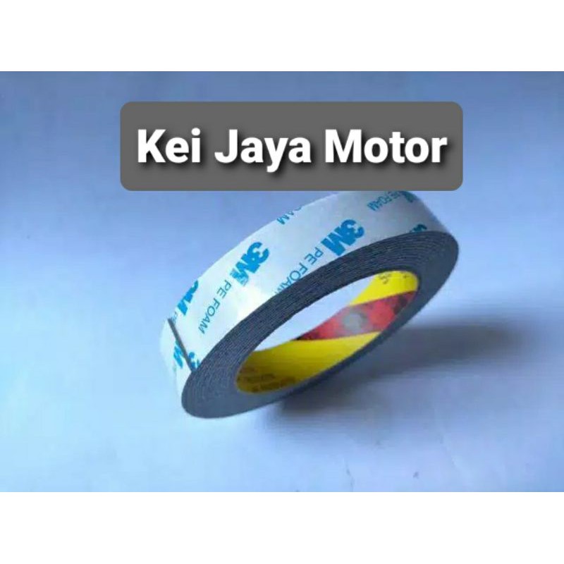 

DOUBLE TAPE 3M SIZE 2CM X 4.5M FOAM PUTIH