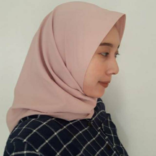 Jilbab segi empat instan (nude)