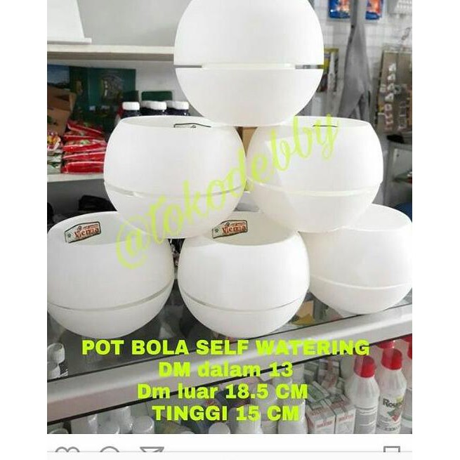 

Pot Bola Vienna Tanaman Plastik Putih Self Watering