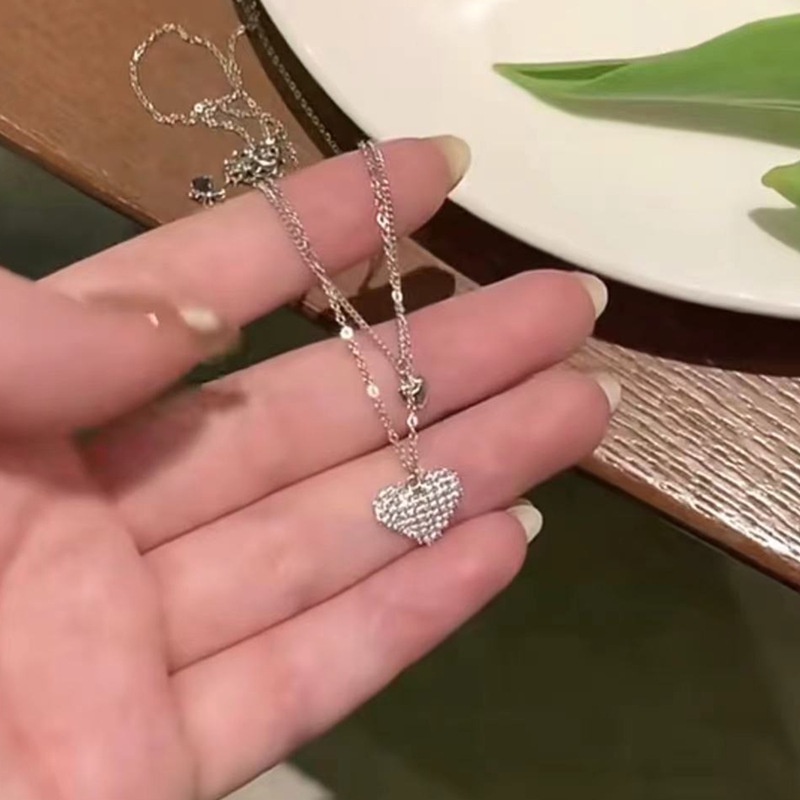 Kalung Rantai Klavikula Model Lapis Ganda Desain Hati Warna Silver Gaya Korea Untuk Wanita