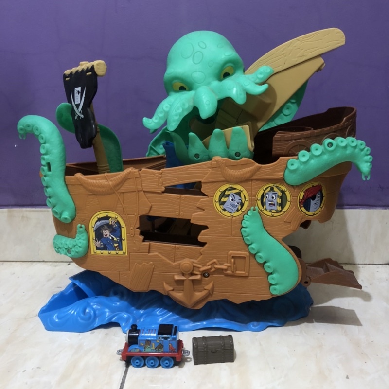 preloved Thomas and friend sea monster