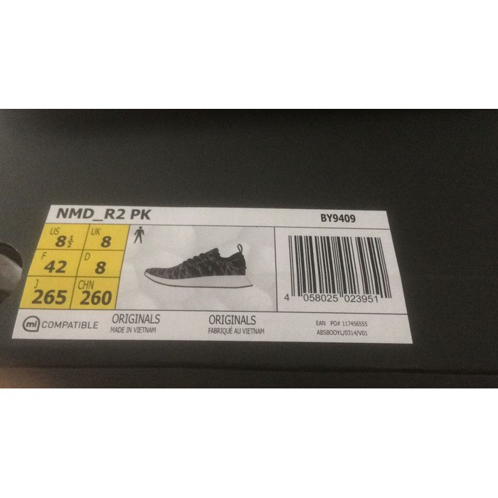 Dijual Adidas NMD R2 Primeknit baru original authentic asli Berkualitas