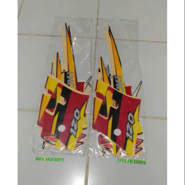 striping satria hiu malaysia merah hitam