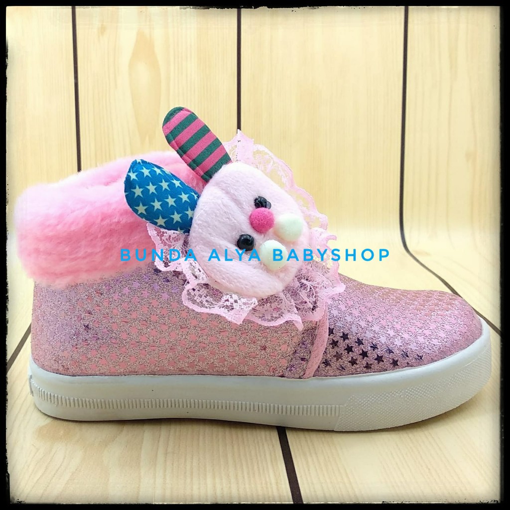 Sepatu Boots Anak Perempuan Usia  3 4 Tahun Size 28 - 30 PINK - Sepatu Anak Cewek Boots Kelinci Alas Karet Anti Licin