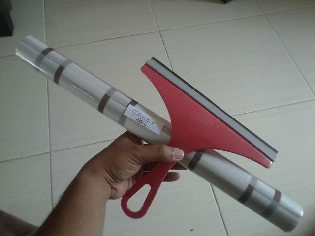 Stiker Kaca Kotak Coklat Oriental Lebar 45cm