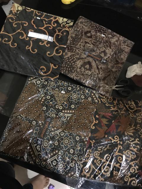 Kemeja Batik Pria Lengan Panjang Rl938