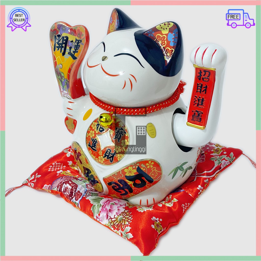 Pajangan Patung Hiasan Boneka Dekorasi Kucing Panggil Rejeki Rezeki Hoki Maneki Neko Maneko Neki ManekiNeko Lucky Cat Keberuntungan Keramik Baterai Batrai Batre Listrik Tangan Goyang Gerak Hias Meja Etalase Toko Kantor Resto Cafe Murah Cina China Jepang