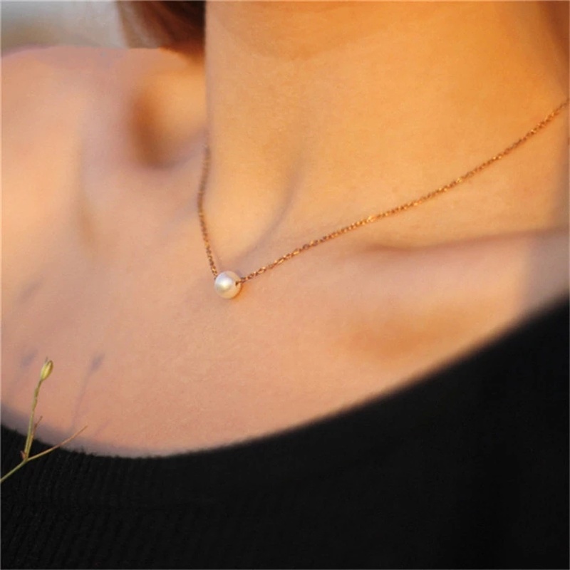 [Featured] Women Simple Pearl Pendant Necklace / Ladies Fashion Charm Necklaces / Elegant Clavicle Necklace