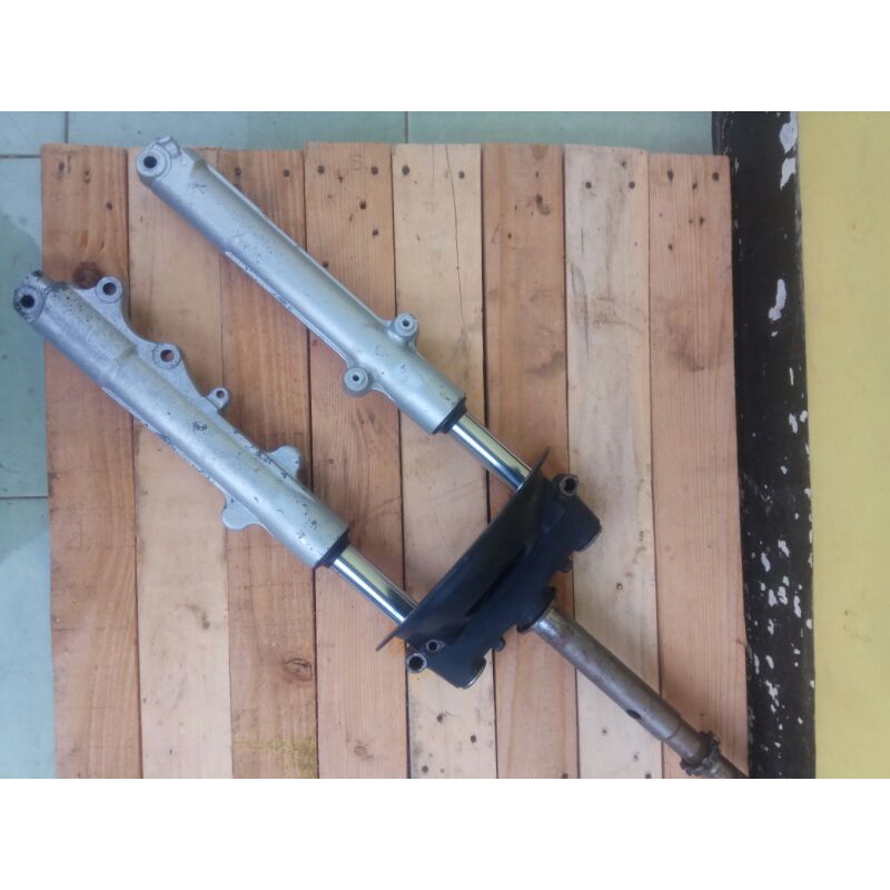 shock set depan nouvo