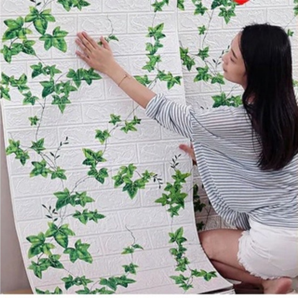 Wallpaper Dinding Foam 3D Motif Daun Merambat 70x77cm