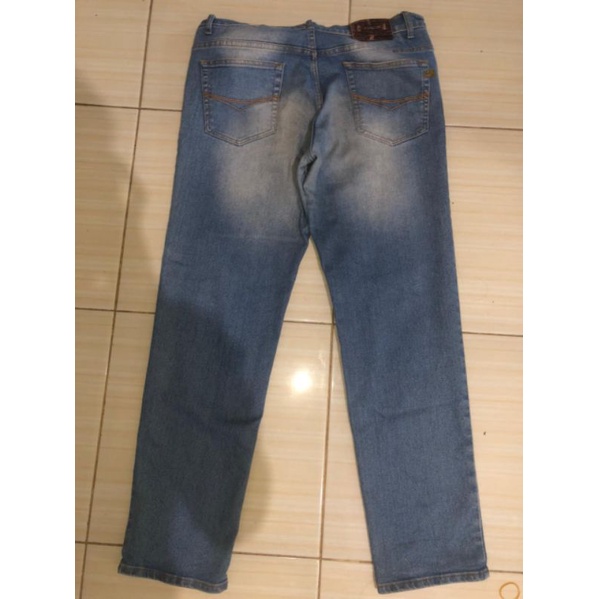Jeans Burberry ukuran 36 biru muda preloved second ori not uniqlo gap zara dickies carhartt levis