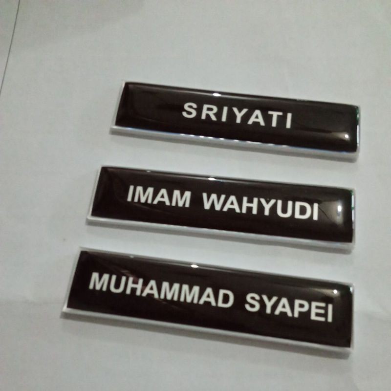 

nametag