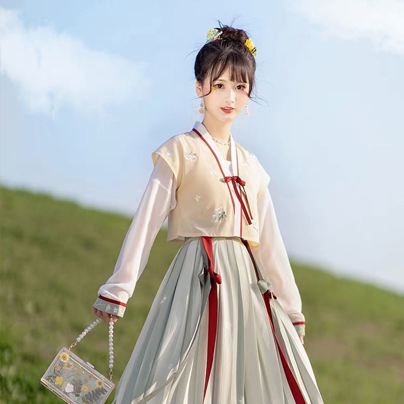 Dream hometown Tang dizi round-neck shirt one piece pleated skirt spring and autumn improved Hanfu f