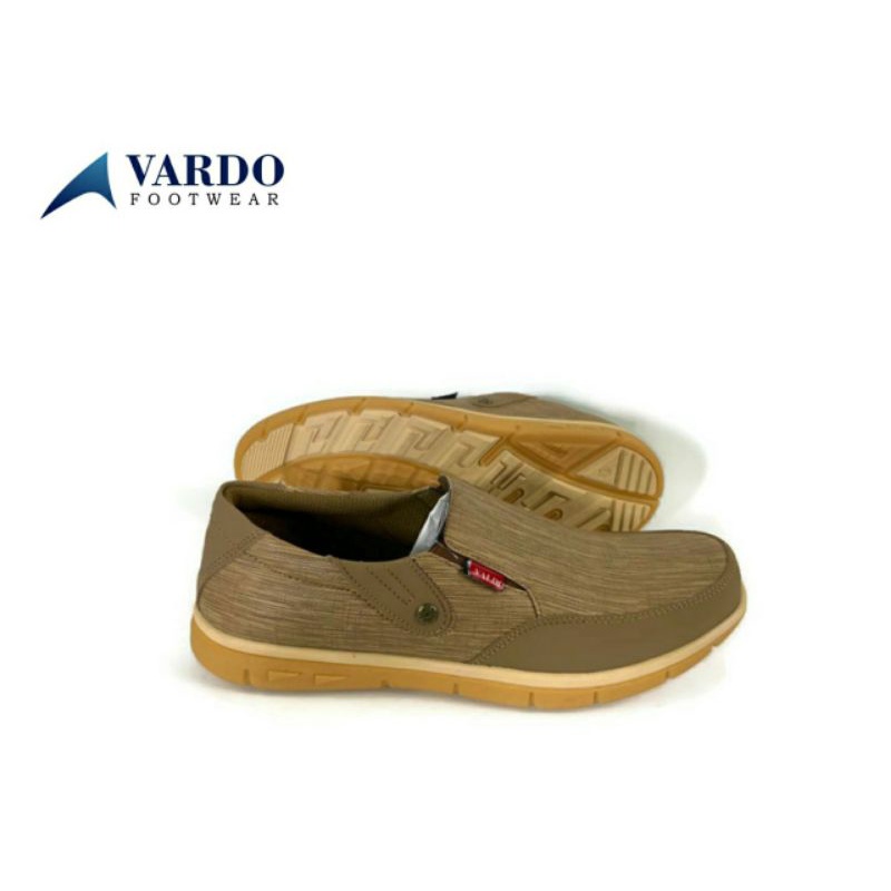 Sepatu pria slip on KULIT original Vardo/seatu slop/sepatu tanpa tali/sepatu santai ausol KARET