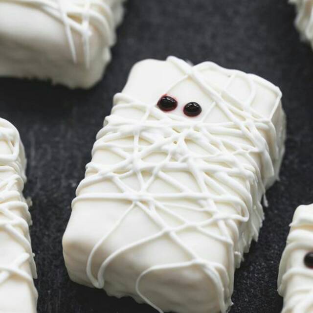 

Pop cake mummy chocolate