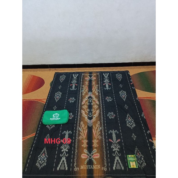 SARUNG PRIA MUSTAMIN HITAM GRADASI